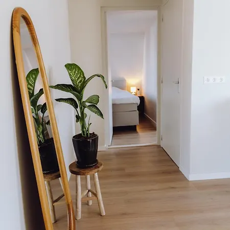 Wellness In Center Of Apartamento Maassluis
